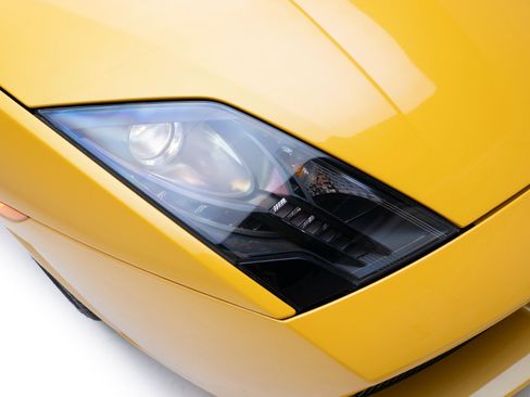 Used 2011 Lamborghini Gallardo LP 560-4 AWD/4WD image 17