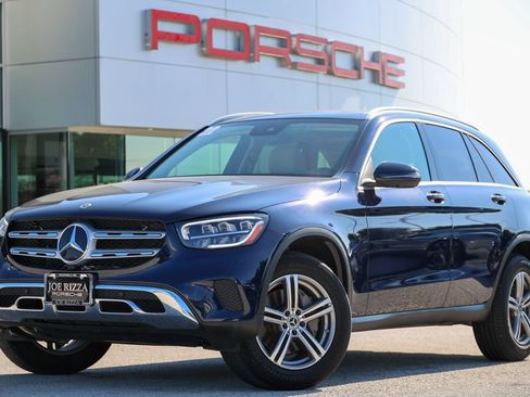 Used 2022 Mercedes-Benz GLC 300 4MATIC image 1