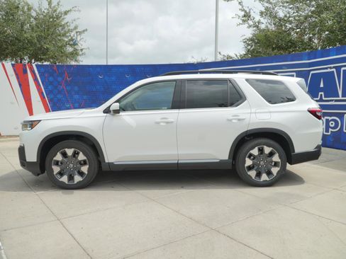 New 2026 Honda Pilot Elite image 9
