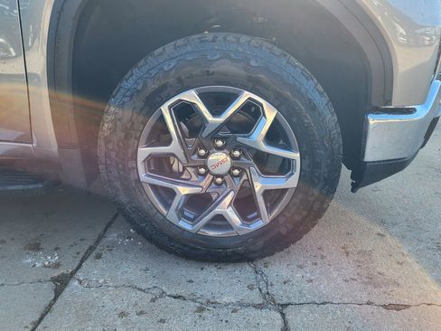 New 2026 GMC Sierra 1500 SLT image 50