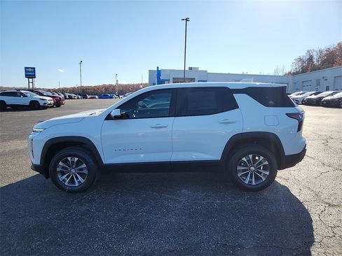 New 2026 Chevrolet Equinox LT w/ Convenience Package II image 5