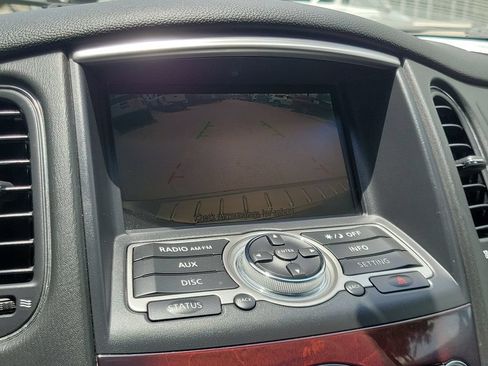 Used 2017 INFINITI QX50 2WD w/ Premium Package image 24