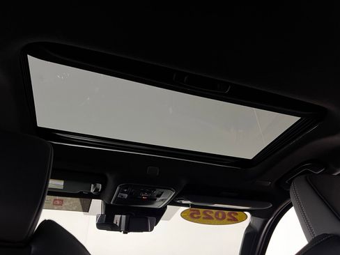 Certified 2025 Toyota 4Runner TRD Off-Road Premium w/ Tow Technology Package image 26