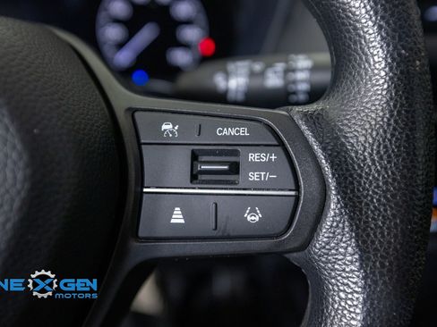 Used 2024 Honda HR-V LX image 15