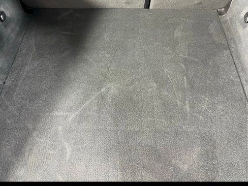 Used 2025 GMC Yukon Denali image 32