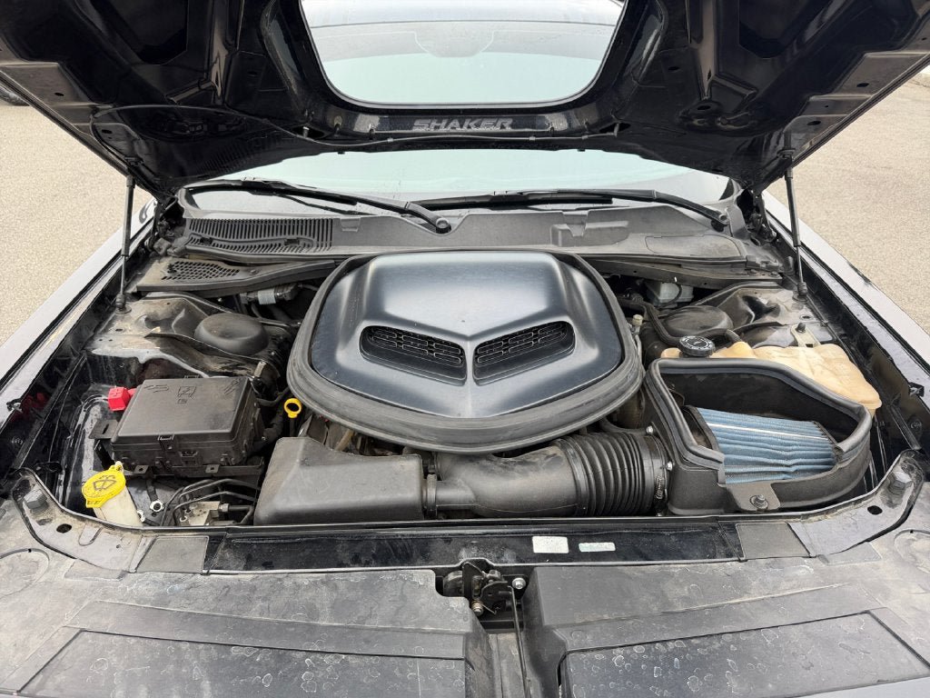 Used 2016 Dodge Challenger R/T Plus RWD image 29