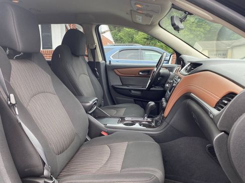 Used 2016 Chevrolet Traverse LT AWD/4WD image 18