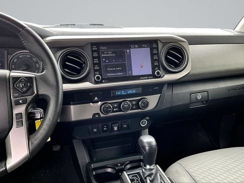 Used 2021 Toyota Tacoma SR5 RWD image 6