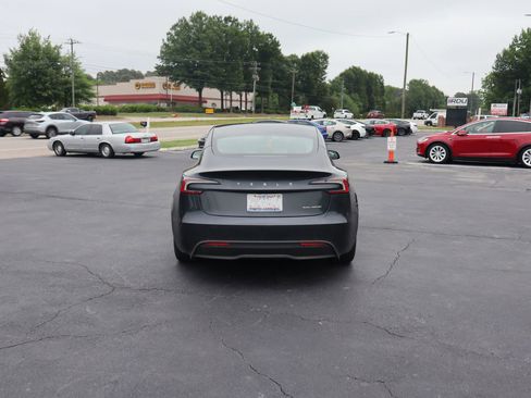 Used 2025 Tesla Model 3 Long Range AWD/4WD image 10