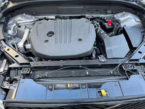 New 2026 Volvo XC60 B5 Plus w/ Protection Package Premier image 25
