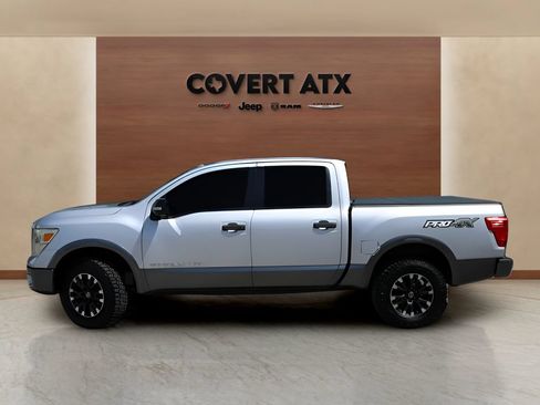 Used 2018 Nissan Titan PRO-4X AWD/4WD image 2
