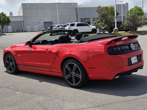 Used 2013 Ford Mustang GT Premium RWD image 3