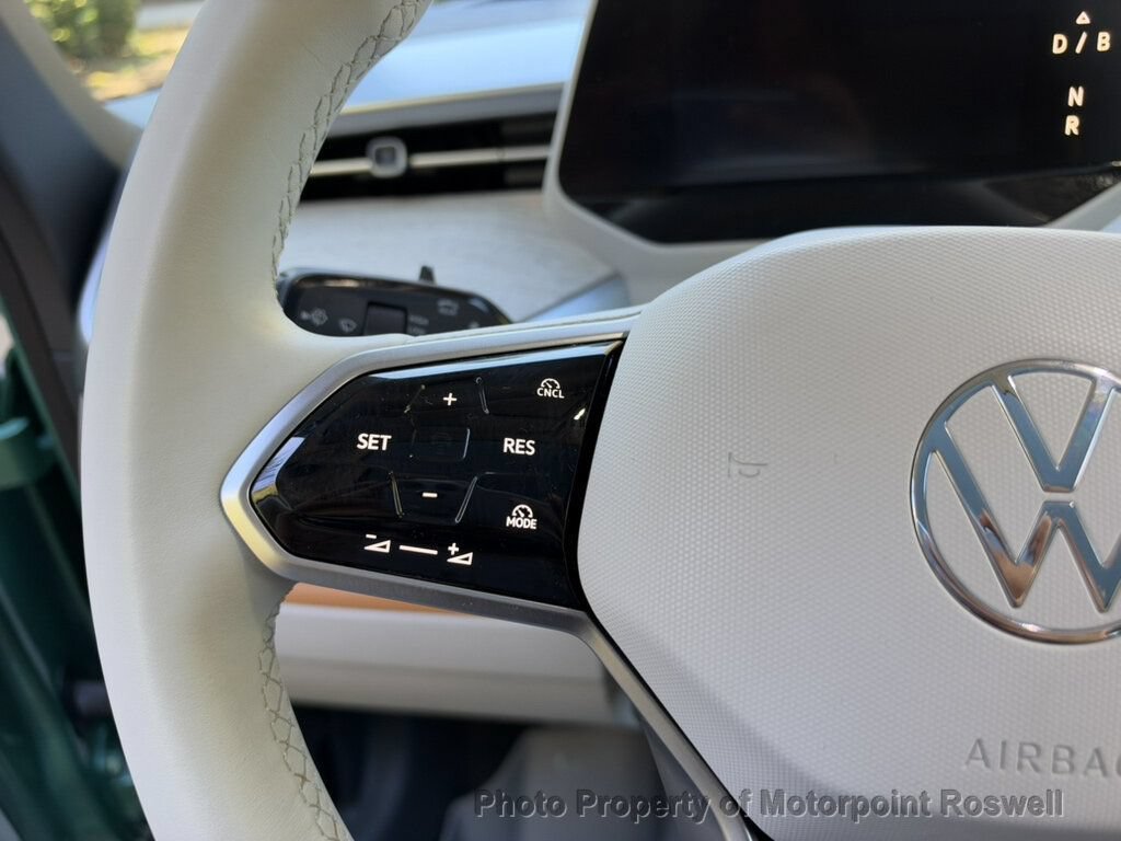 Used 2025 Volkswagen ID. Buzz 1st Edition AWD/4WD image 20
