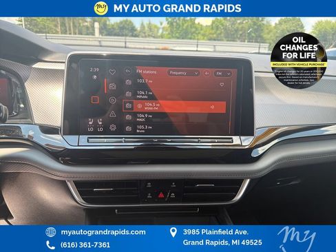 Used 2024 Volkswagen Atlas Peak Edition SEL AWD/4WD image 20