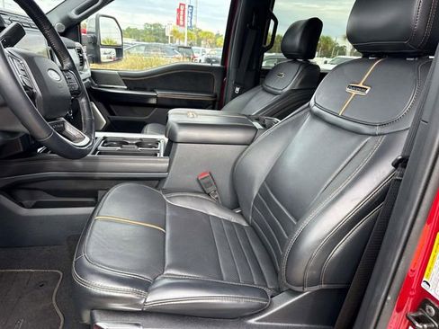 Used 2024 Ford F250 Platinum image 8