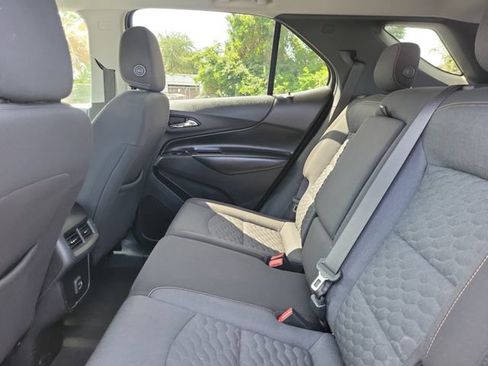 Used 2019 Chevrolet Equinox LT FWD image 12