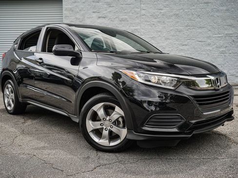 Used 2022 Honda HR-V LX image 7