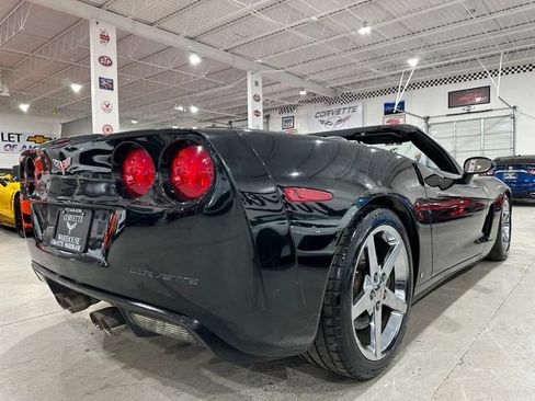 Used 2007 Chevrolet Corvette Convertible w/ Preferred Equipment Group RWD image 5