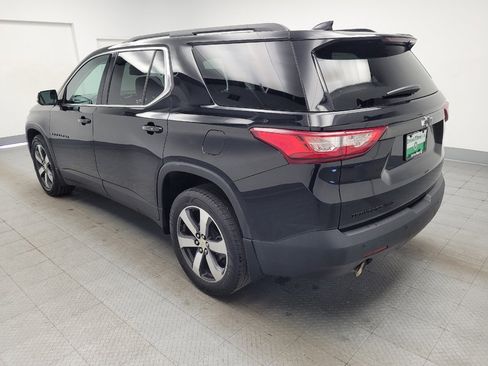 Used 2019 Chevrolet Traverse LT w/ LT Premium Package AWD/4WD image 5