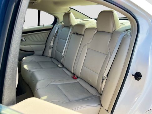 Used 2012 Ford Taurus Limited image 20