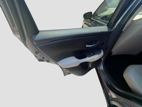 Used 2024 Honda HR-V EX-L image 24