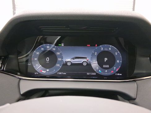 Used 2025 Land Rover Range Rover Evoque S image 18