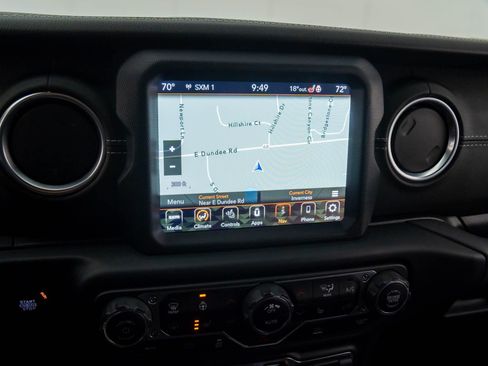 Used 2022 Jeep Wrangler Unlimited Sahara w/ Cold Weather Group image 29