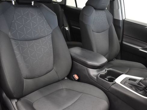 Used 2025 Toyota RAV4 XLE w/ Weather Package AWD/4WD image 6