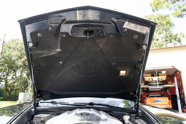Used 2006 Cadillac XLR RWD image 29