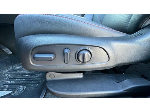 Certified 2024 Chevrolet Blazer RS w/ Enhanced Convenience Package image 25