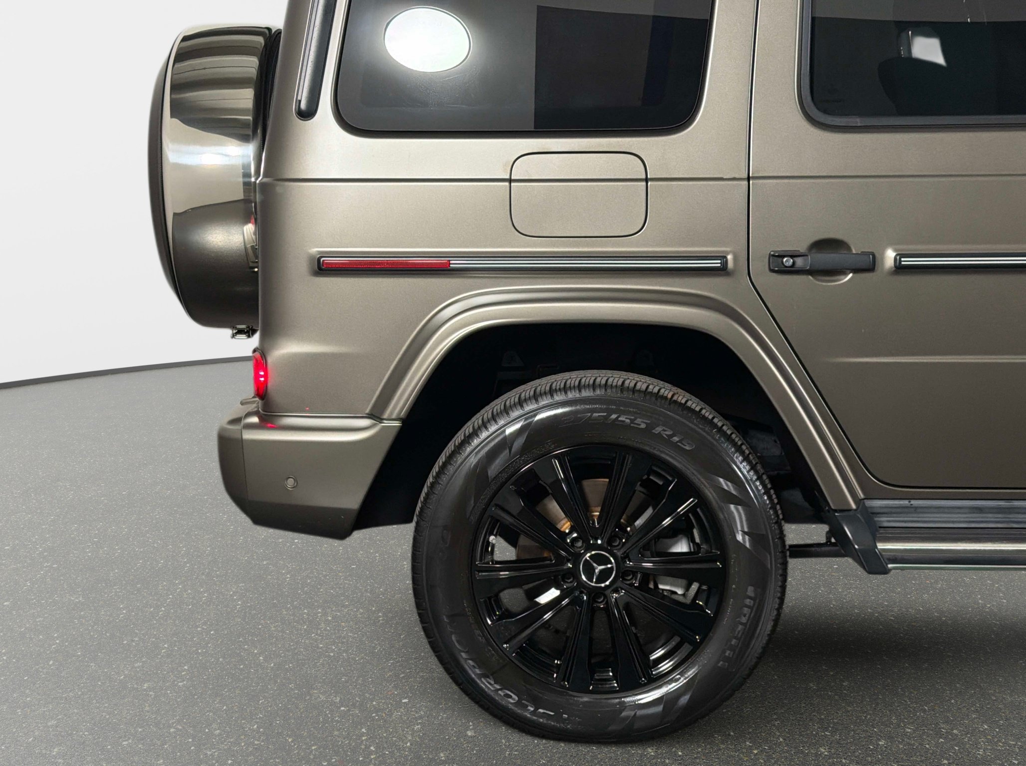 Used 2022 Mercedes-Benz G 550 image 6