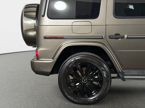 Used 2022 Mercedes-Benz G 550 image 6