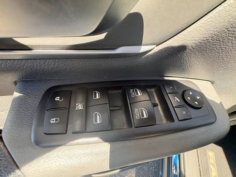 Used 2021 RAM 1500 Big Horn RWD image 14
