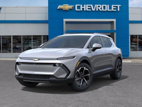 New 2026 Chevrolet Equinox EV LT image 36