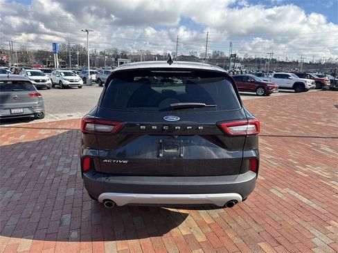Used 2024 Ford Escape Active image 11
