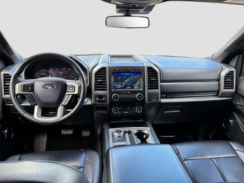 Used 2021 Ford Expedition XLT image 24