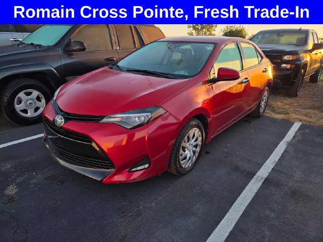Used 2018 Toyota Corolla LE FWD image 1