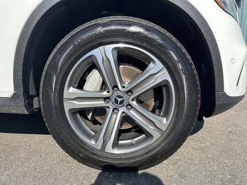 Used 2021 Mercedes-Benz GLC 300 image 9