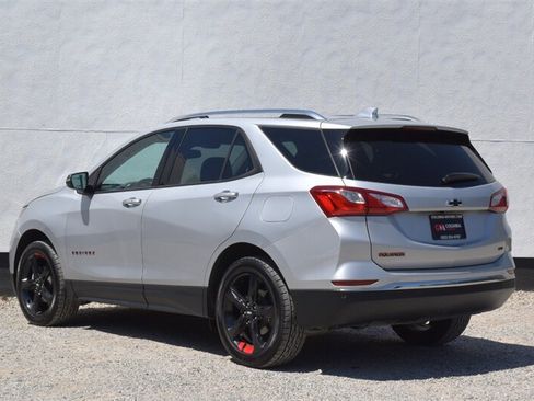 Used 2021 Chevrolet Equinox Premier w/ Redline Edition AWD/4WD image 2