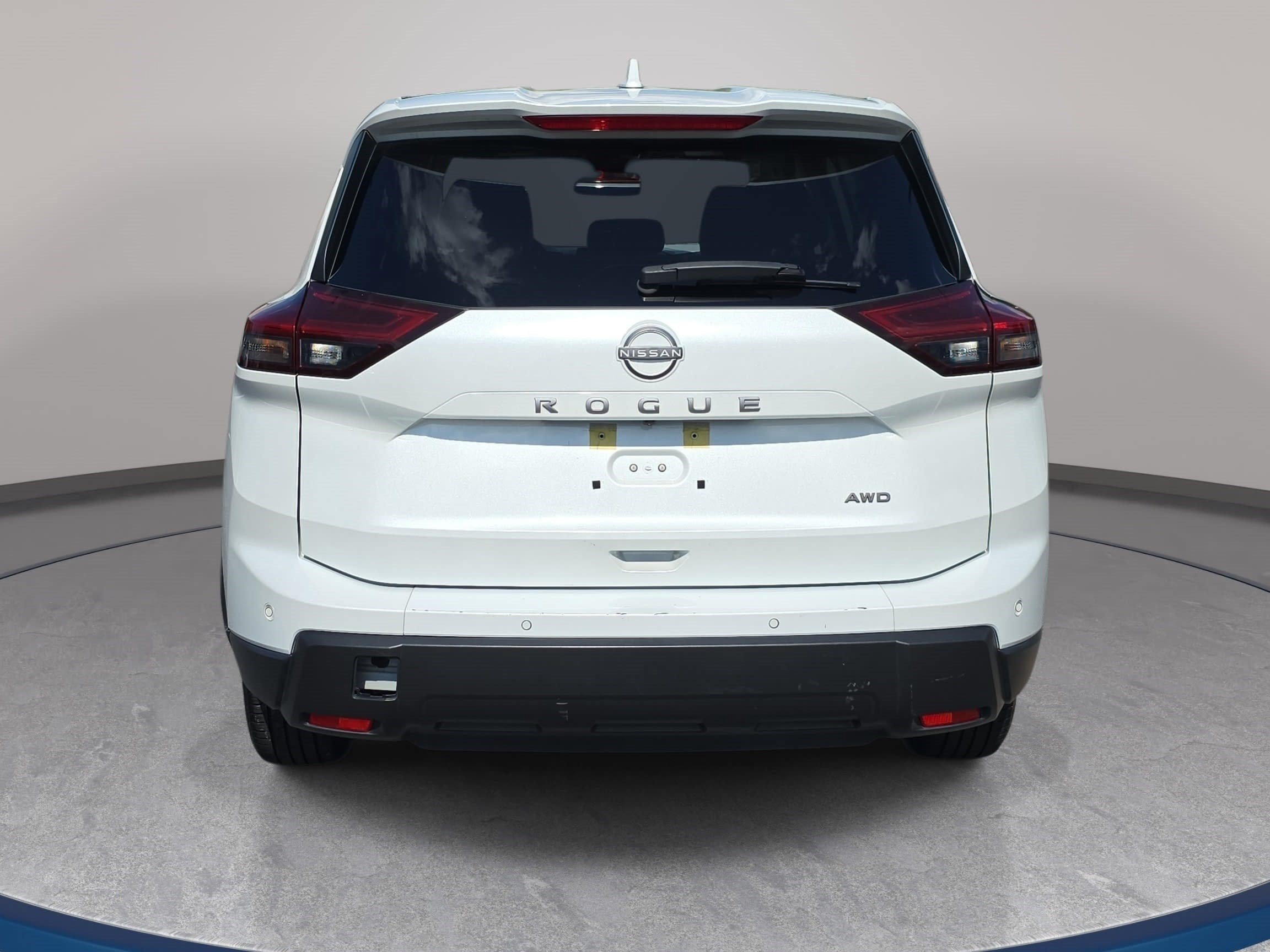 Used 2025 Nissan Rogue SV AWD/4WD image 6