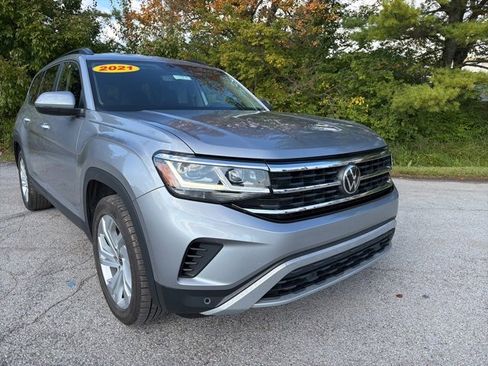 Used 2021 Volkswagen Atlas SE image 3