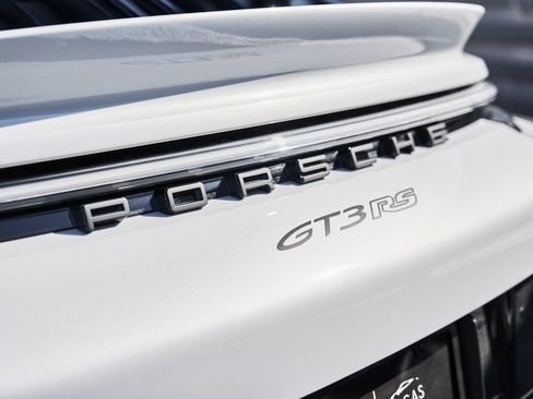 Used 2025 Porsche 911 GT3 RS RWD image 12