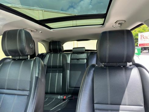 Used 2020 Land Rover Range Rover Velar S AWD/4WD image 11