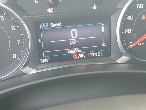 Used 2020 Chevrolet Equinox LT FWD image 28