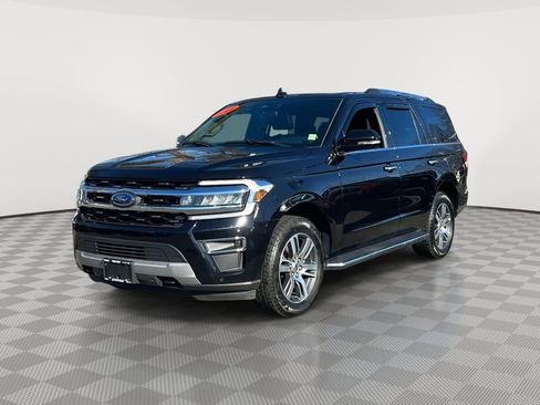 Used 2022 Ford Expedition Limited image 6