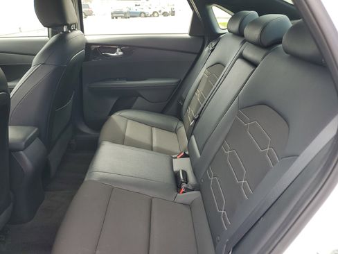 Used 2024 Kia Forte GT-Line w/ GT-Line Premium Package image 14