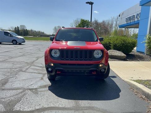 Used 2017 Jeep Renegade Trailhawk w/ Safety & Security Group image 2