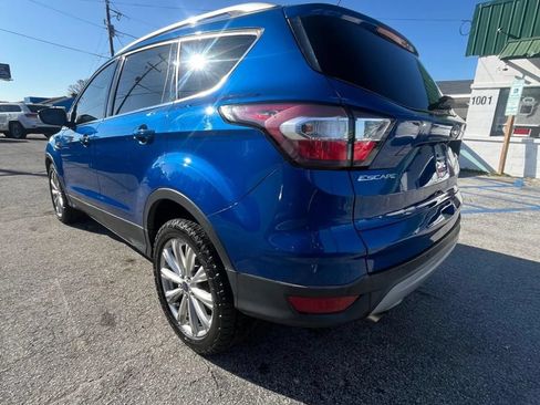 Used 2017 Ford Escape Titanium FWD image 5
