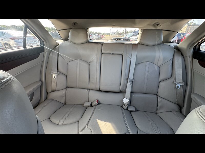 Used 2011 Cadillac CTS Luxury AWD/4WD image 9