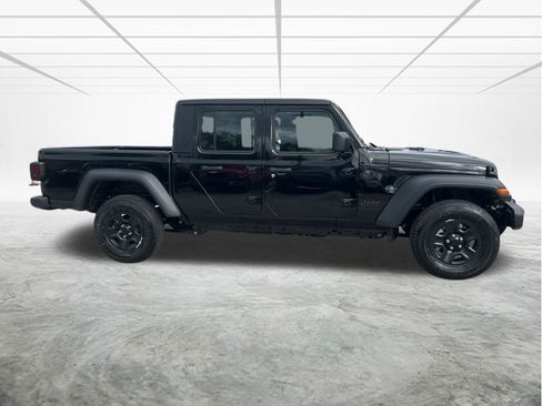 New 2026 Jeep Gladiator Sport image 3